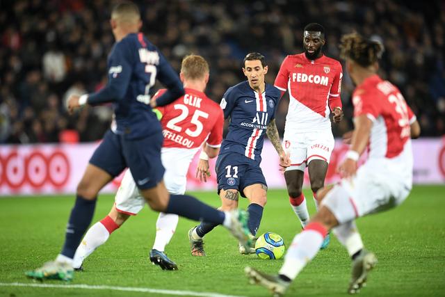 巧合？美国队此前刚赢了世界杯小组赛对手澳大利亚、巴拉圭（巧合还是必然？美国队此前刚战胜过世界杯同组的澳大利亚和巴拉圭）