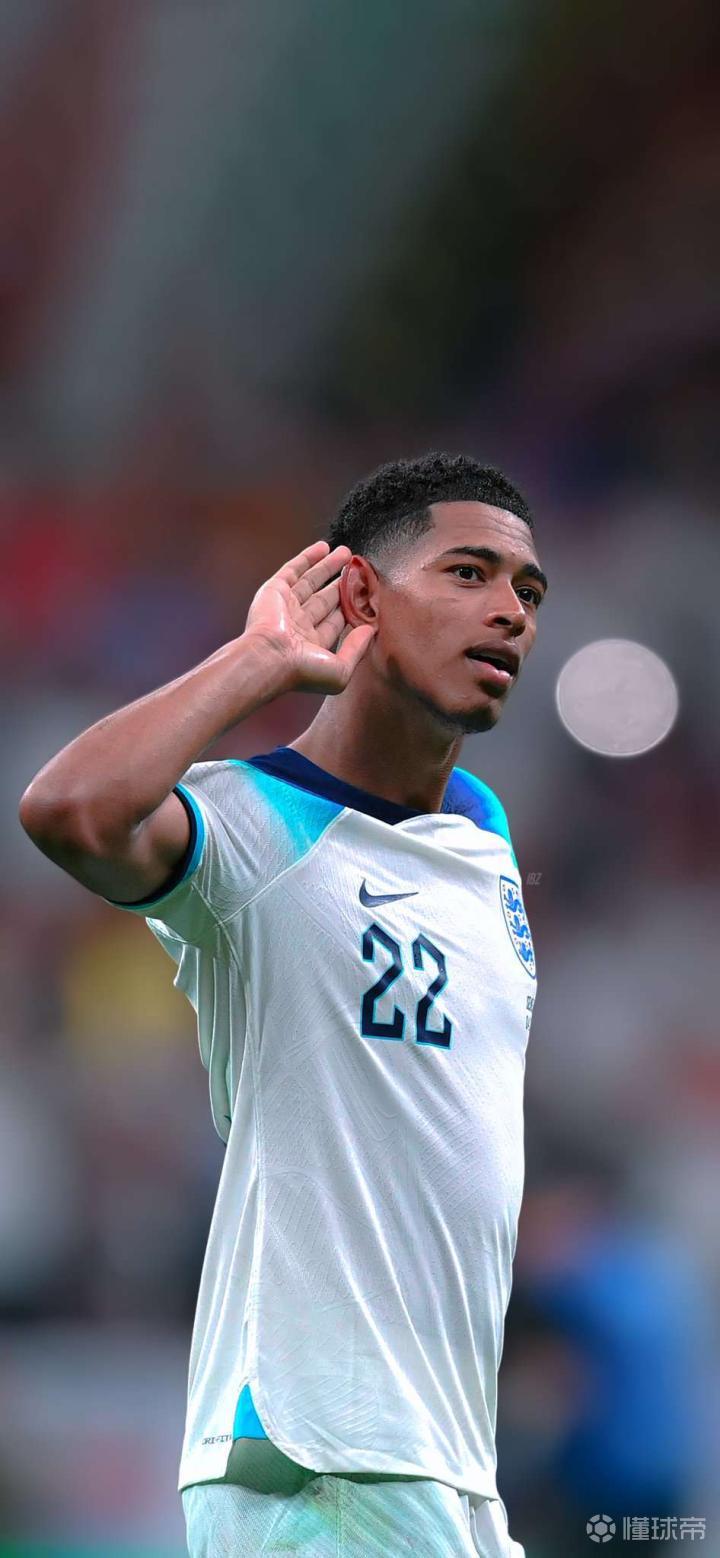 美记：鹈鹕已将锡安摆上交易货架，只要能换回实际的回报即可（美记：鹈鹕将锡安列入交易名单，只要报价合适即可出手）