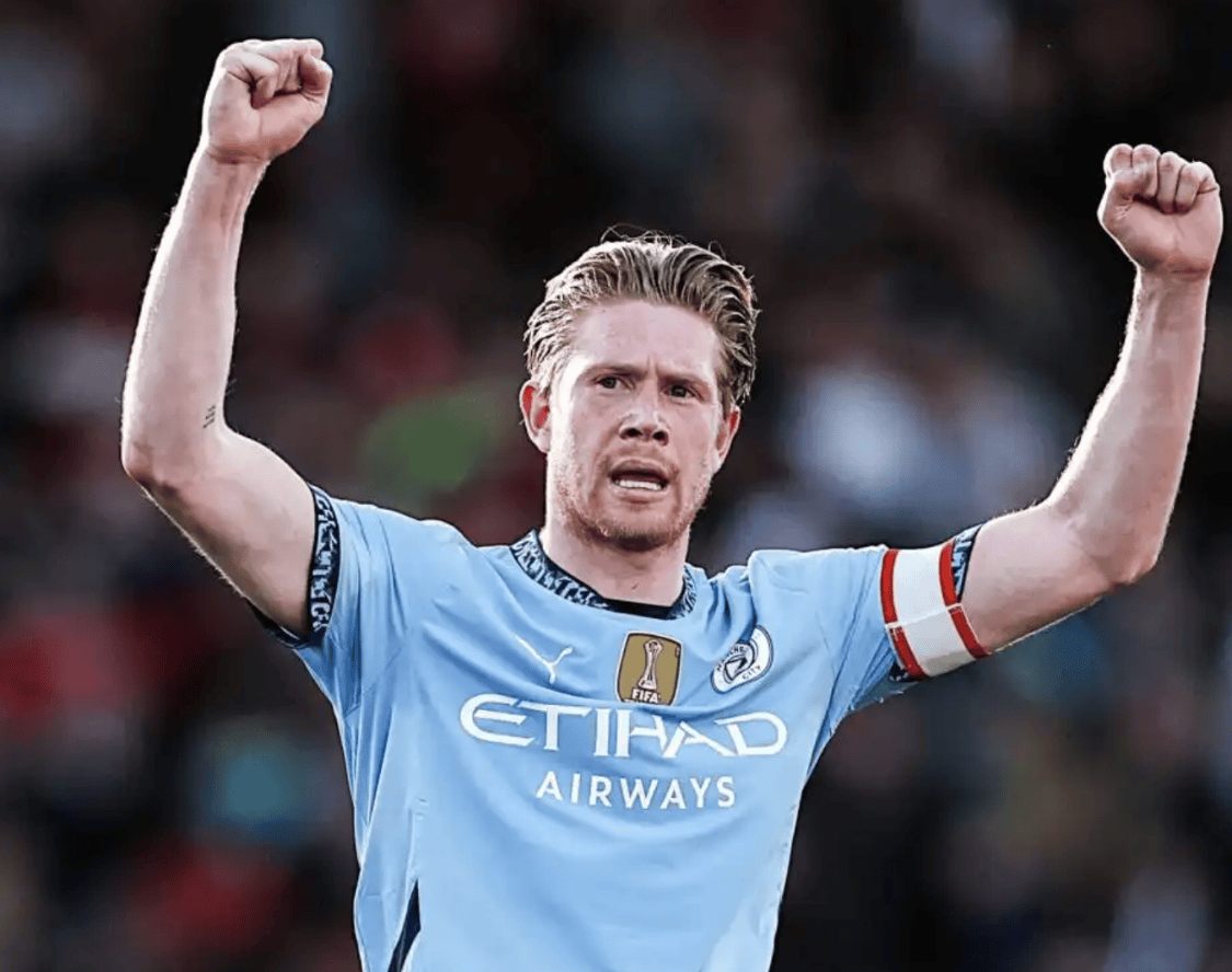 英超焦点战：利物浦主场迎战热刺,（英超重头戏：利物浦主场对阵热刺）