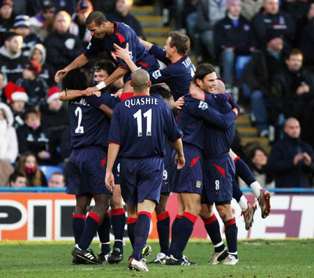 动漫展示欧冠新一轮第一比赛日的结果：（欧冠新一轮首个比赛日赛果动画速览）