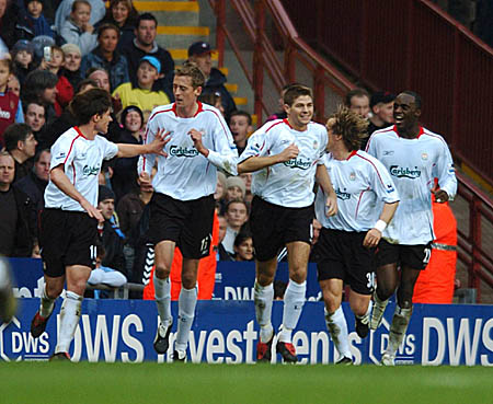 CBA球队巡礼：广东——十一冠王疯狂补强，志在东山再起（CBA巡礼：广东宏远——十一冠豪门重磅补强，剑指卷土重来）