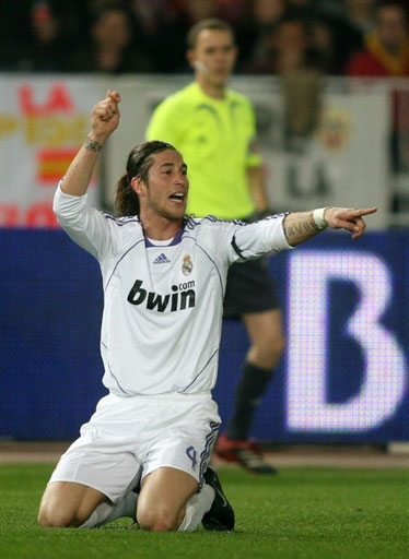 斯洛文尼亚足协官方：谢什科将因伤缺席本月国际比赛日的比赛（斯洛文尼亚足协官宣：谢什科因伤缺席本月国际比赛日赛事）