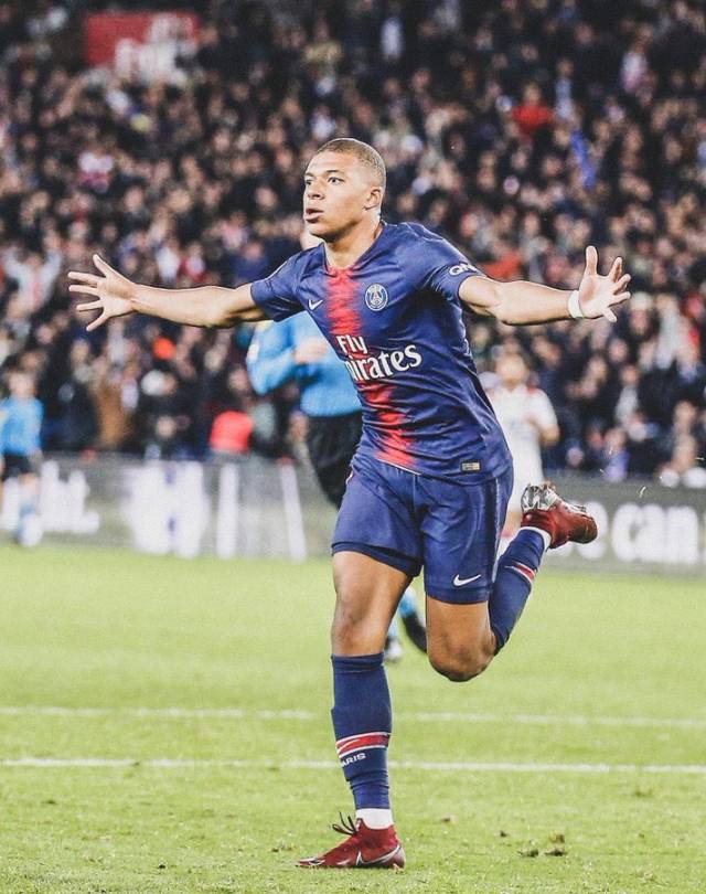 马卡：维尼修斯再遇克星巴列卡诺，客场作战还未取得进球（马卡：维尼修斯再战克星巴列卡诺，客场仍未破门）