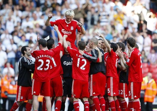 “这才是真正的足球”，特朗普提议给美式橄榄球改名（特朗普建议为美式橄榄球更名：这才是名副其实的足球）