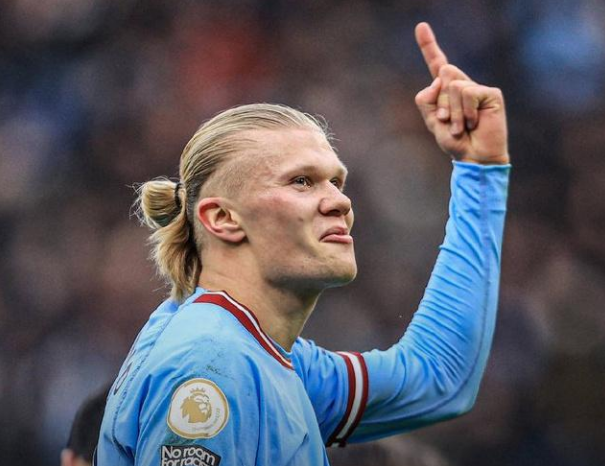 要离队？辽宁铁人外援姆本扎转发关于自己的转会传闻（辽宁铁人外援姆本扎转发转会传闻，引发离队猜测）