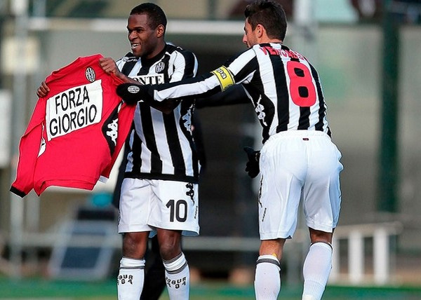 罗马诺：尽管阿诺德加盟后情况不顺，皇马对他的信心保持不变（罗马诺：阿诺德加盟后不顺，皇马对他依旧信任）